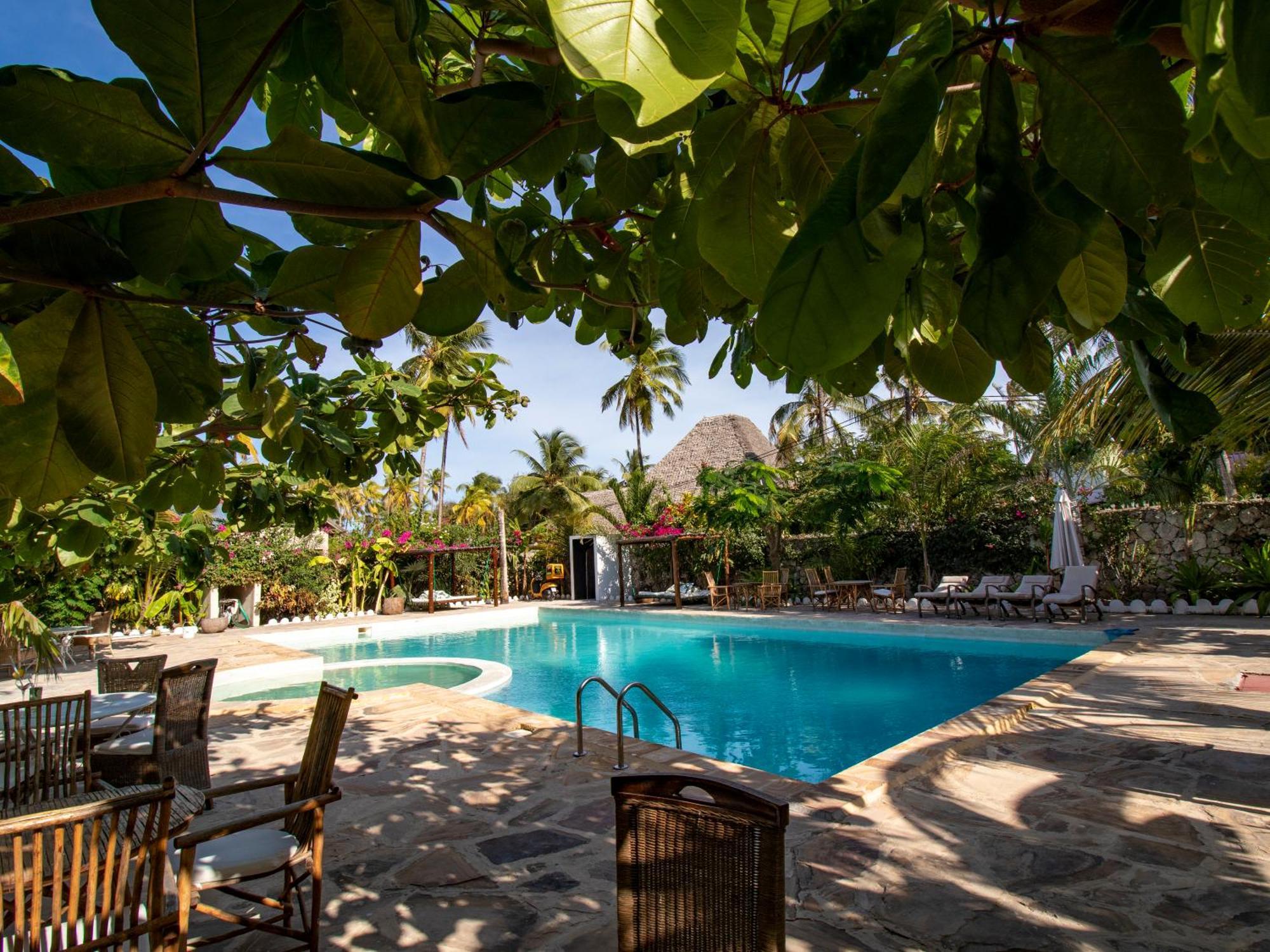 Tropical Boutique Hotel & Resto Pingwe Exterior foto